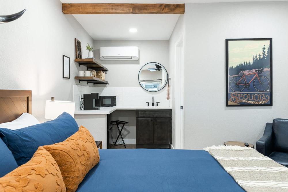 The Moro | Sequoia Motel RM3